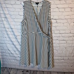 Lane Bryant Grey & White Checkered Dress Size 22/24